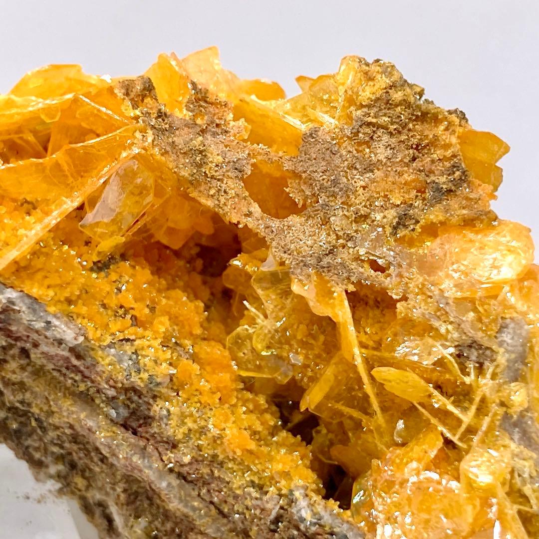 バ*コ様 ウルフェナイト　モリブデン鉛鉱　原石　鉱物標本　天然石　269