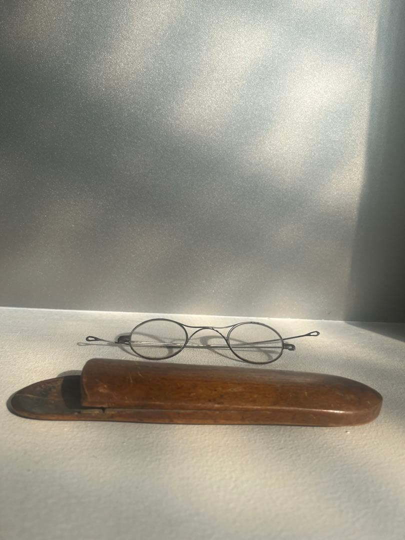 フランス　アンティーク　オーバル型　丸メガネ　Xブリッジ　おまけケース