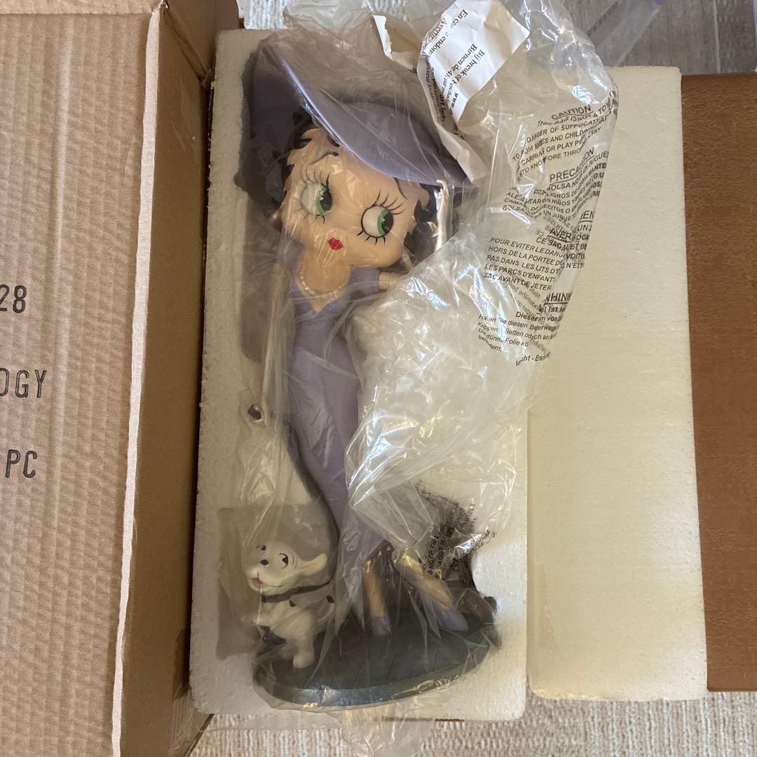 ベティちゃん　フィギュア　約35センチ