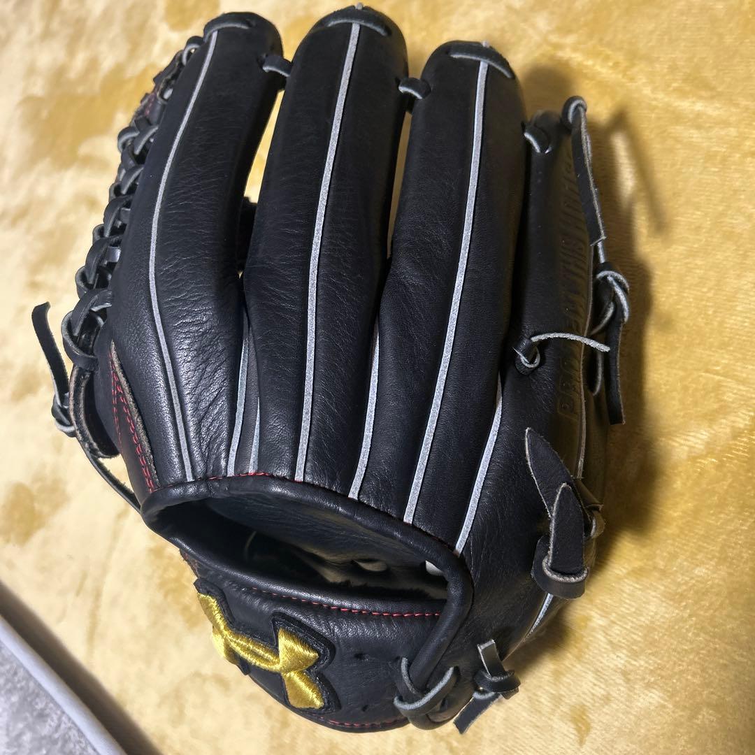 アンダーアーマー グローブ オールラウンド用 左投げ用！