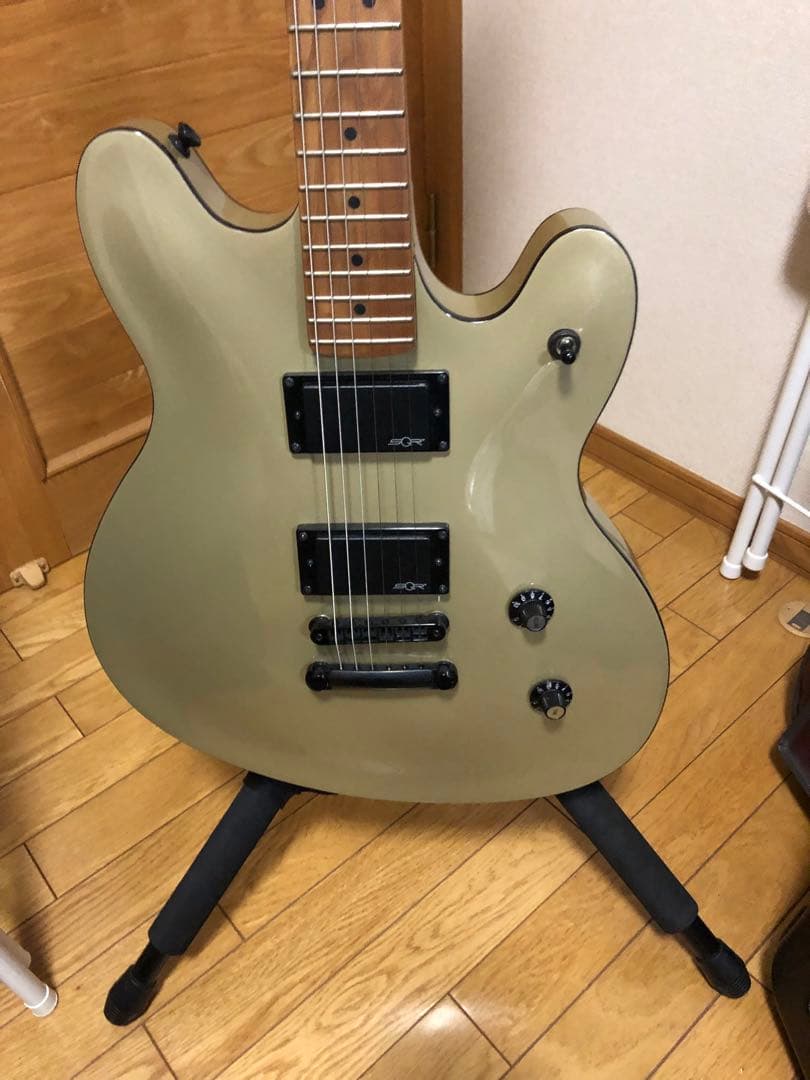Squier Starcaster オリーブグリーン