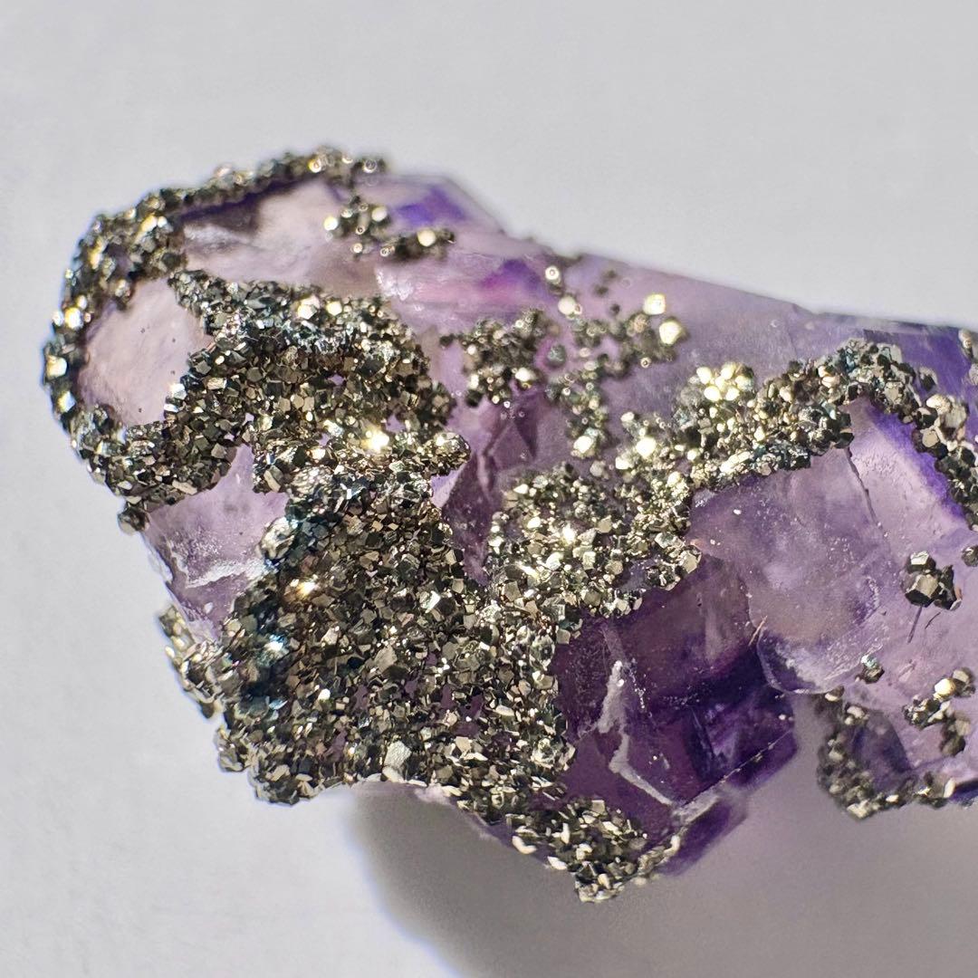 520 中国 内モンゴル産 レアタイプ フローライト&パイライト