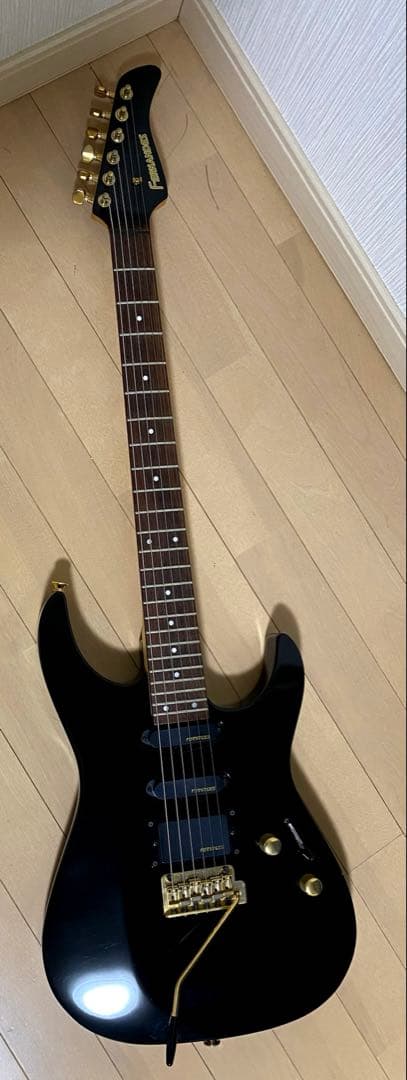 Fernandes フェルナンデス 黒xゴールドパーツ 美品 24フレット