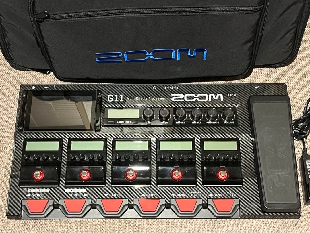 ZOOM G11 マルチエフェクター　CBG-11 キャリングケース付き