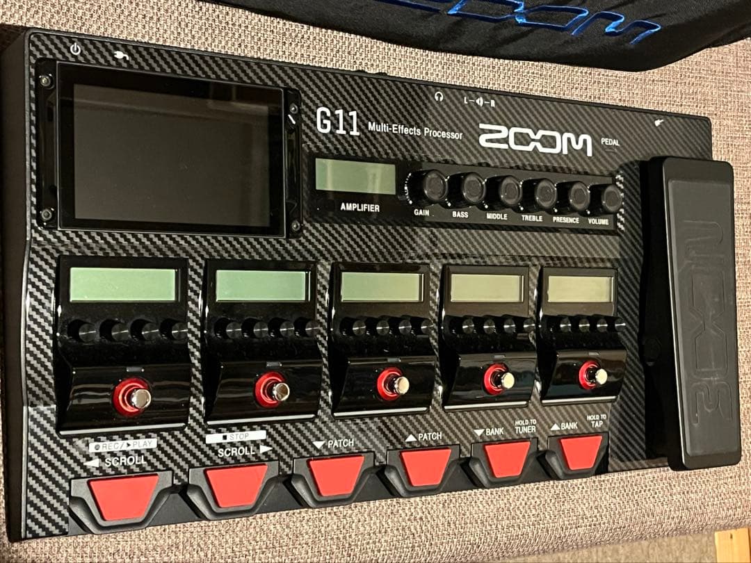 ZOOM G11 マルチエフェクター　CBG-11 キャリングケース付き