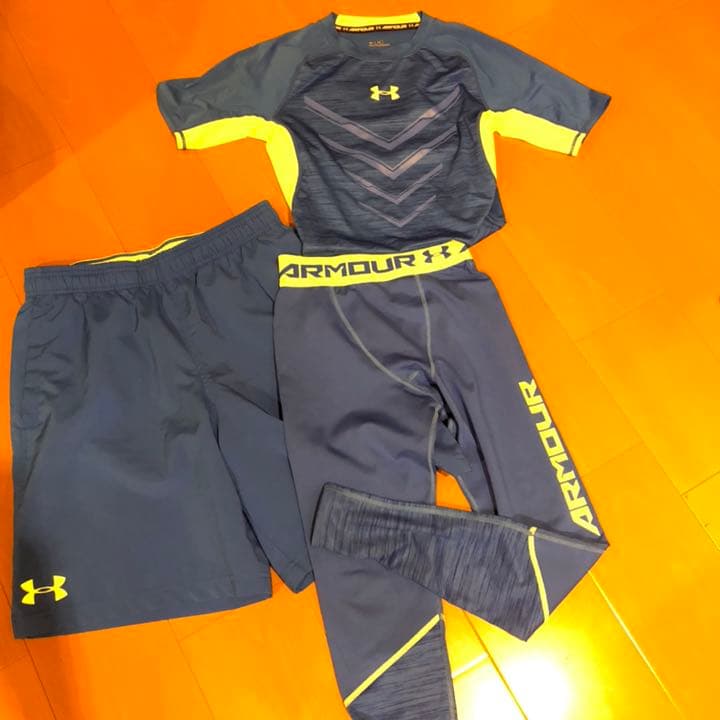 アンダーアーマー トレーニングウェアサイズSM