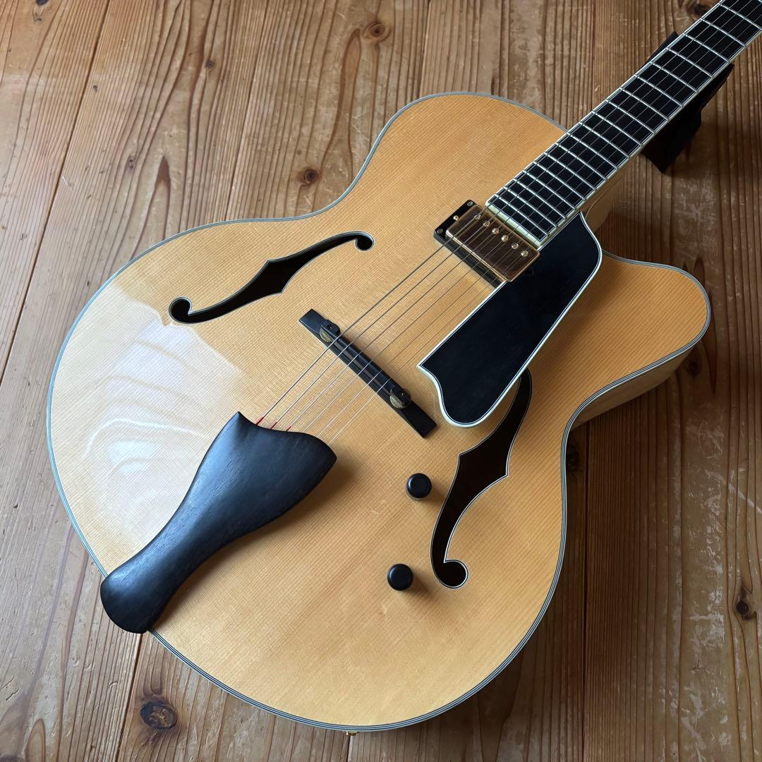 2019年製 Eastman AR810CE
