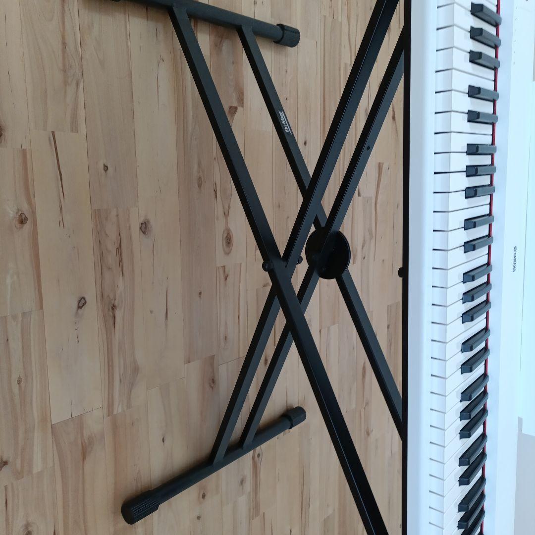 YAMAHA 電子キーボード（電子ピアノ）2019年製｜ スタンド付き、送料込み