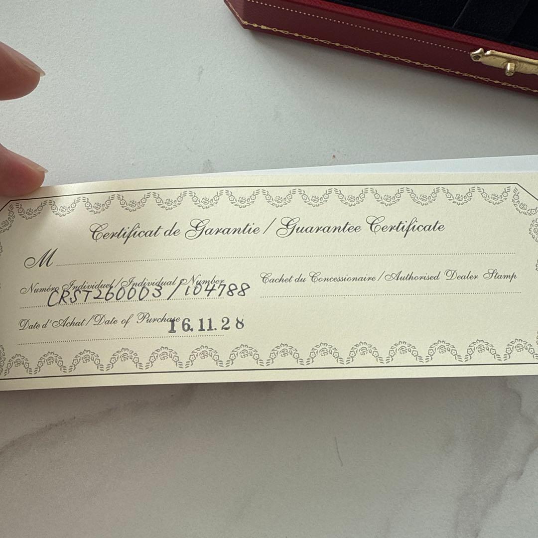 【新品＊未使用】Cartier 黒 ボールペン ケース付き 珍しい赤い石付き