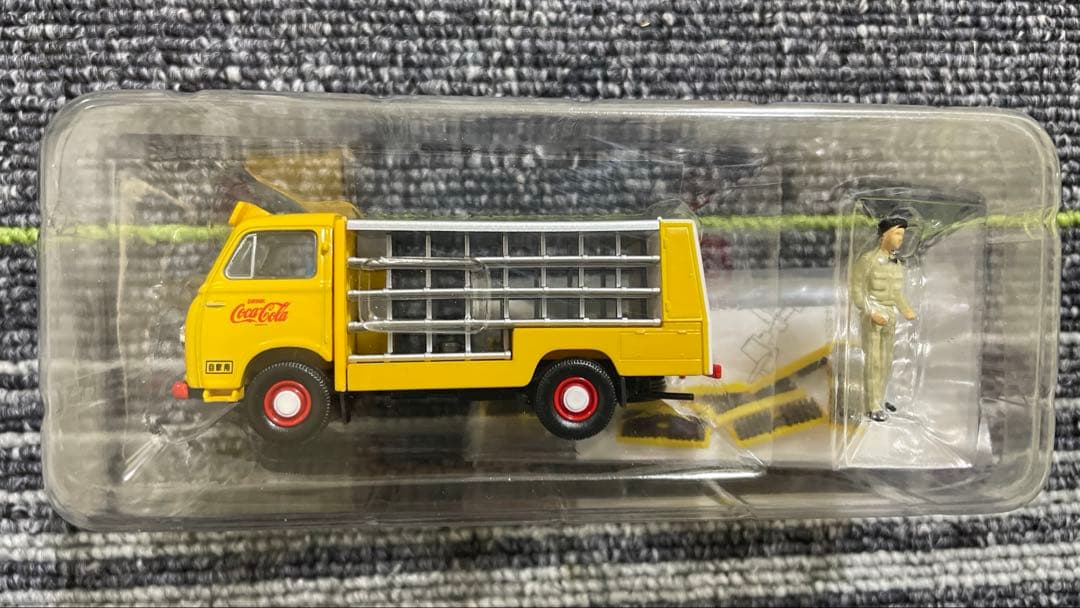 TOMICA LIMITED VINTAGE ニッサン キャブオール