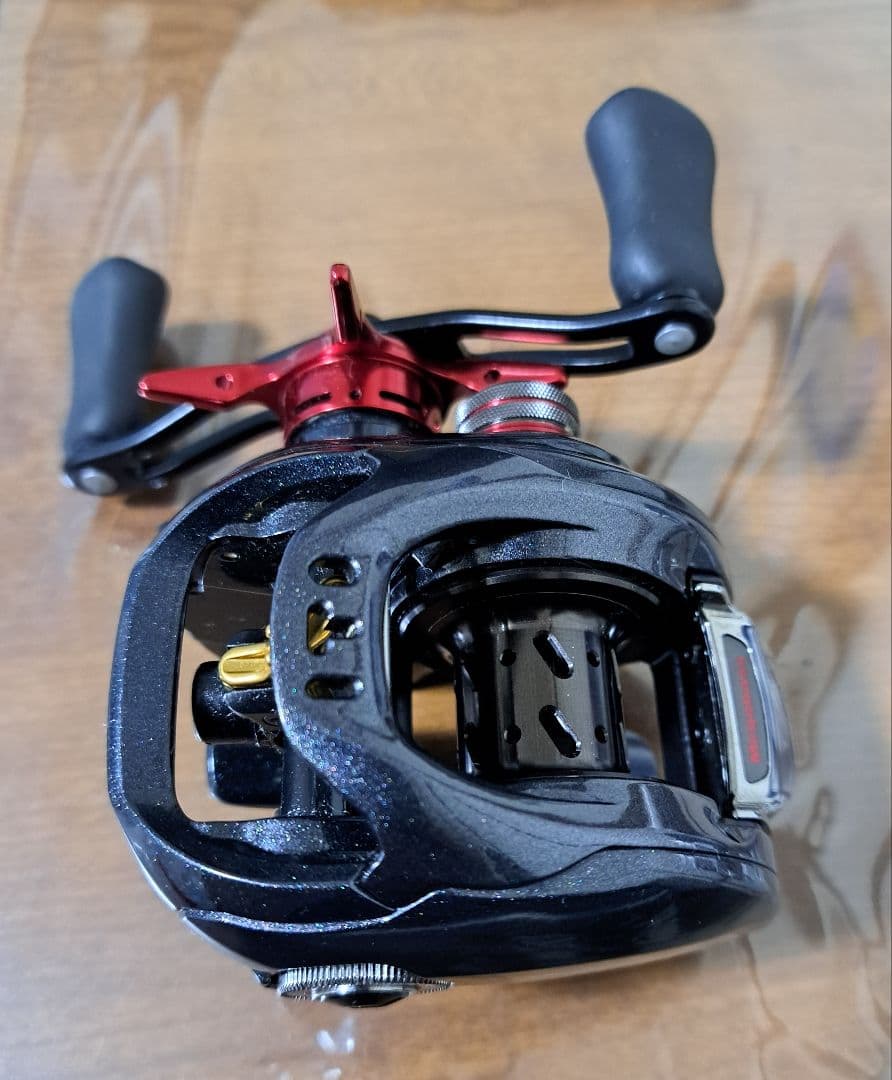 【極美品】メガバス　ロジウム　 81L　右巻き