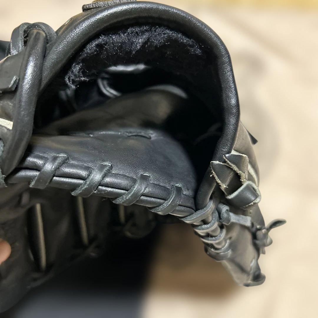 Under Armour 右投げ用　軟式グローブ 黒