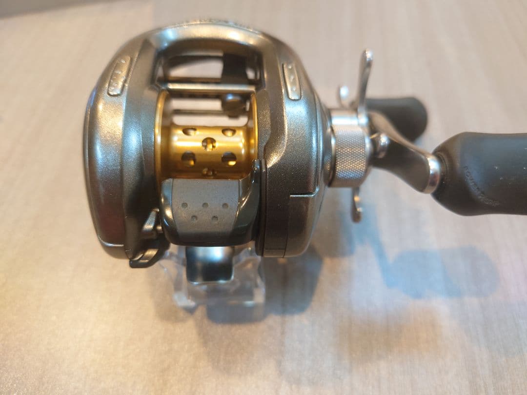 SHIMANO NIUM XT ベイトリール