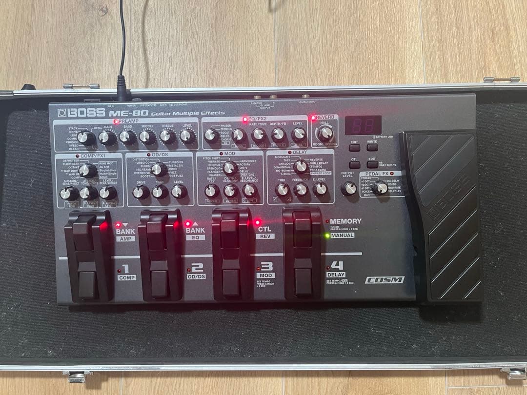 【通電確認済】BOSS ME-80 マルチエフェクター