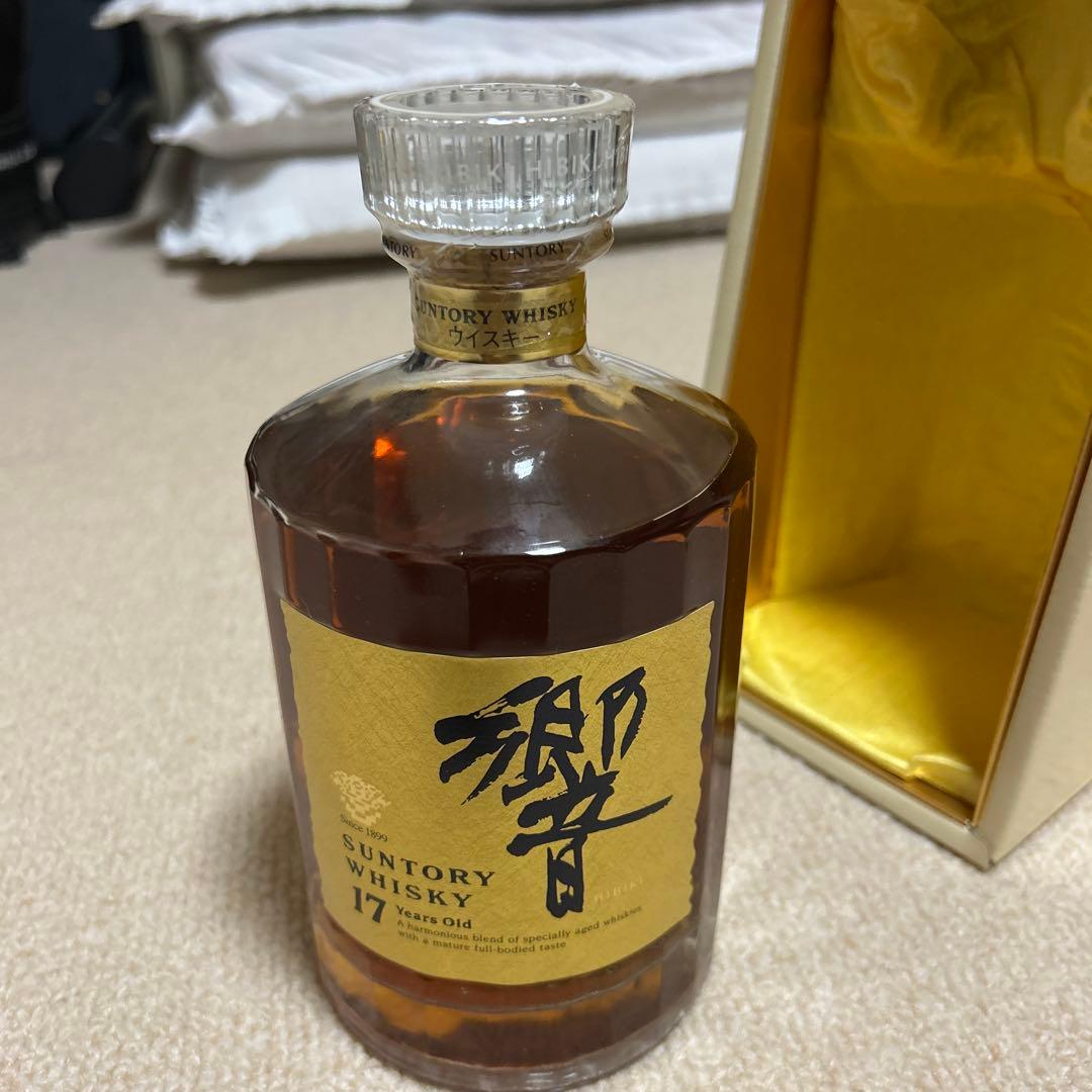 サントリー　ウイスキー　響　17年　ゴールドラベル　未開封　箱入り
