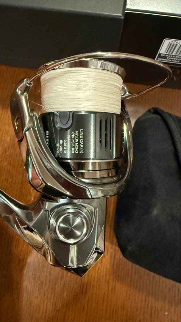 SHIMANO 22 STELLA C3000XGシーバスPE0.8号