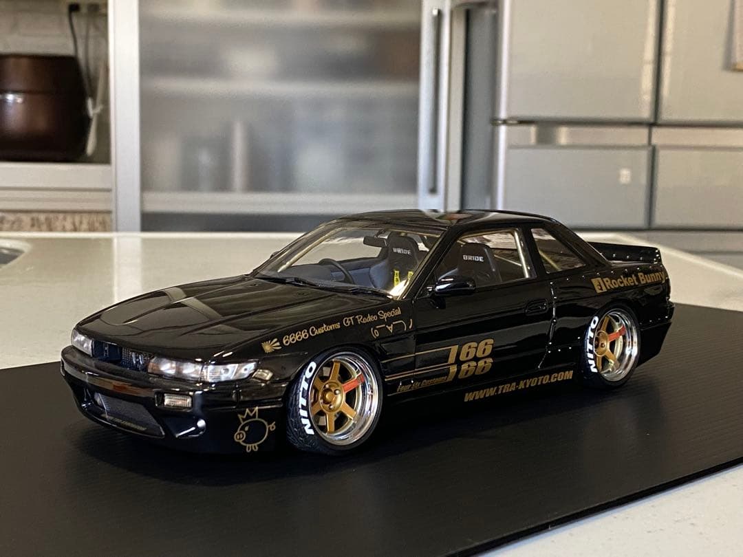 ロケットバニー　S13 シルビア　　1/18 イグニッションモデル