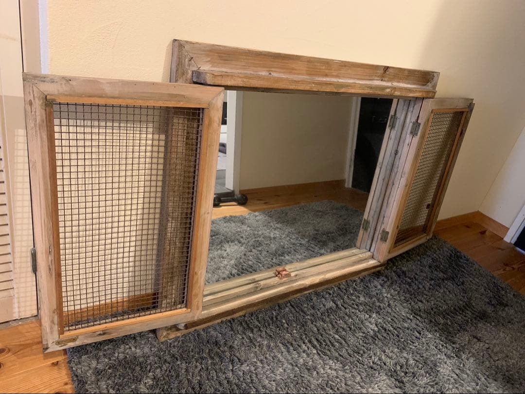 アンティーク　ヴィンテージミラー　木製フレーム扉付