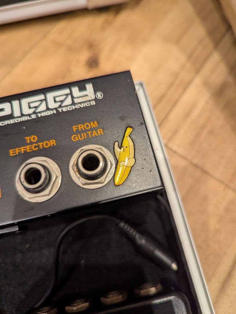 エフェクターボード（PIGGY MDE-103 パワーサプライ付）