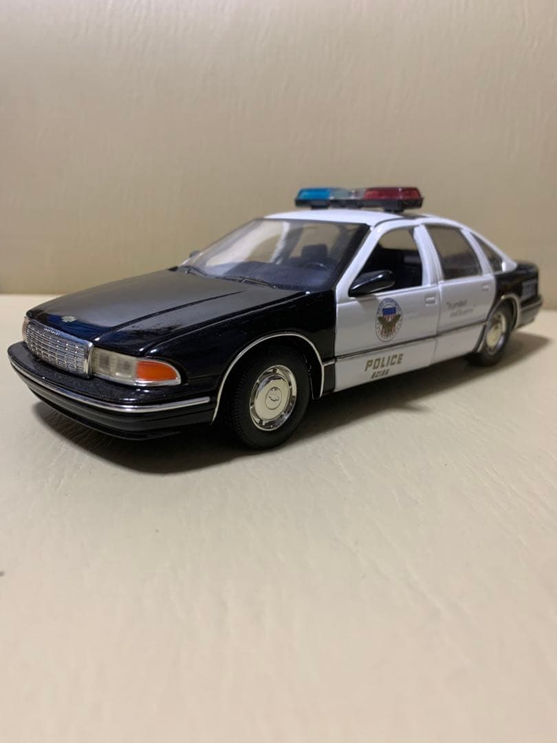 シボレーカプリス　パトカー