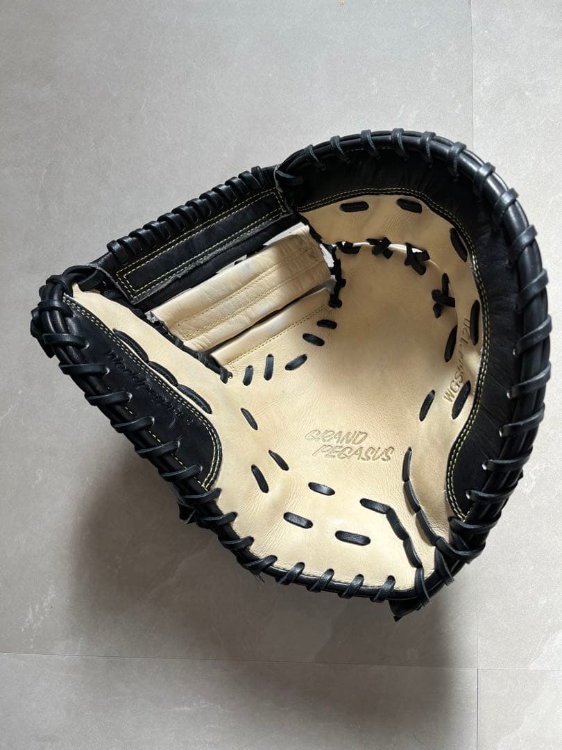 ワールドペガサス　ファーストミット