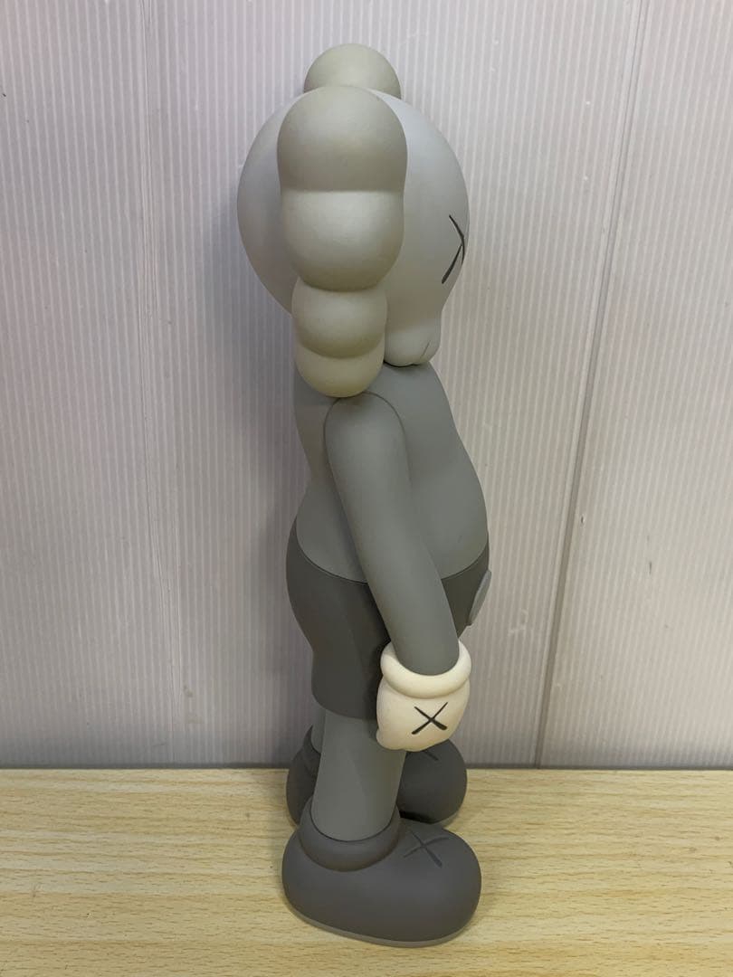 その他 VINYL COLLECTIBLE DOLLS KAWS COMPANION