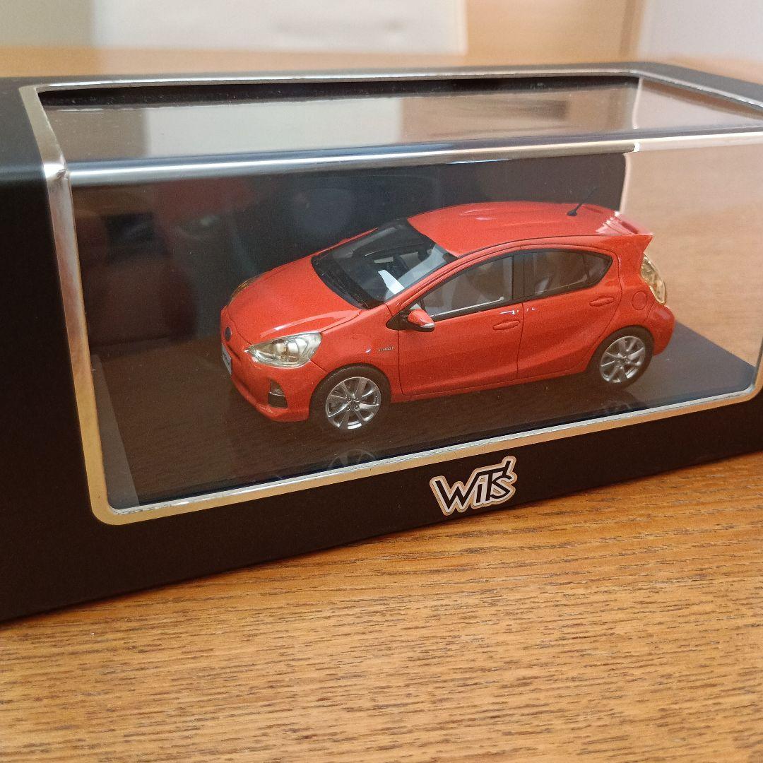 WIT'S ウィッツ　1/43 トヨタ　アクア 　2011