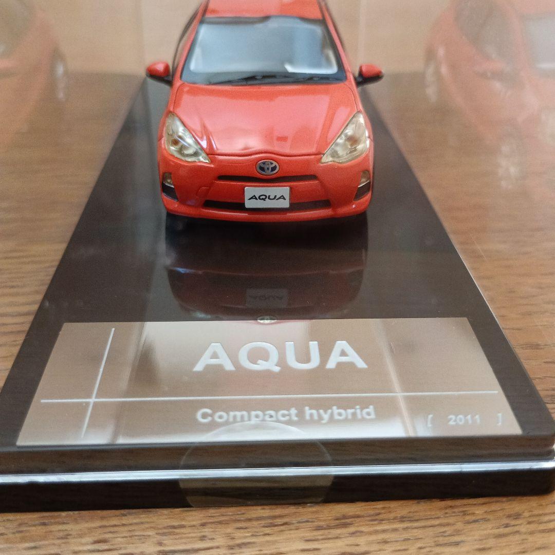 WIT'S ウィッツ　1/43 トヨタ　アクア 　2011