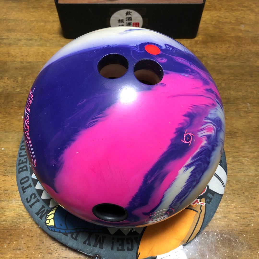 ION MAX ボウリングボール 紫とピンク