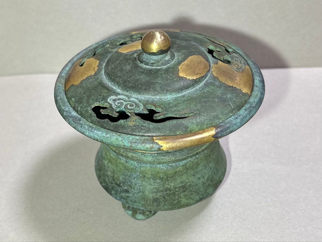 四代　秦蔵六　塗金銅香炉『瑞雲』