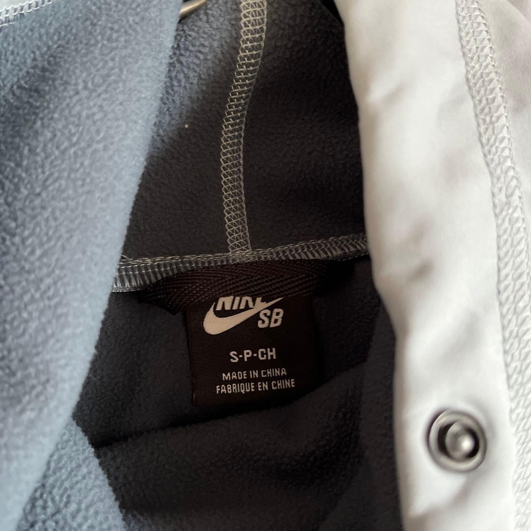 NIKE SB エニグマ（S）フード付きウェア ライトグレー