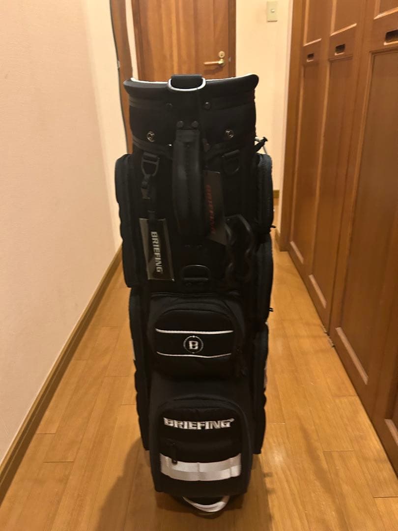 【週末価格】新品未使用　ブリーフィング ゴルフ キャディバッグ CR-6