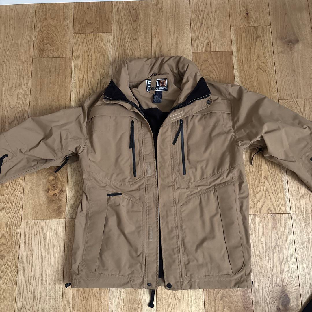 5.11 bristolパーカー