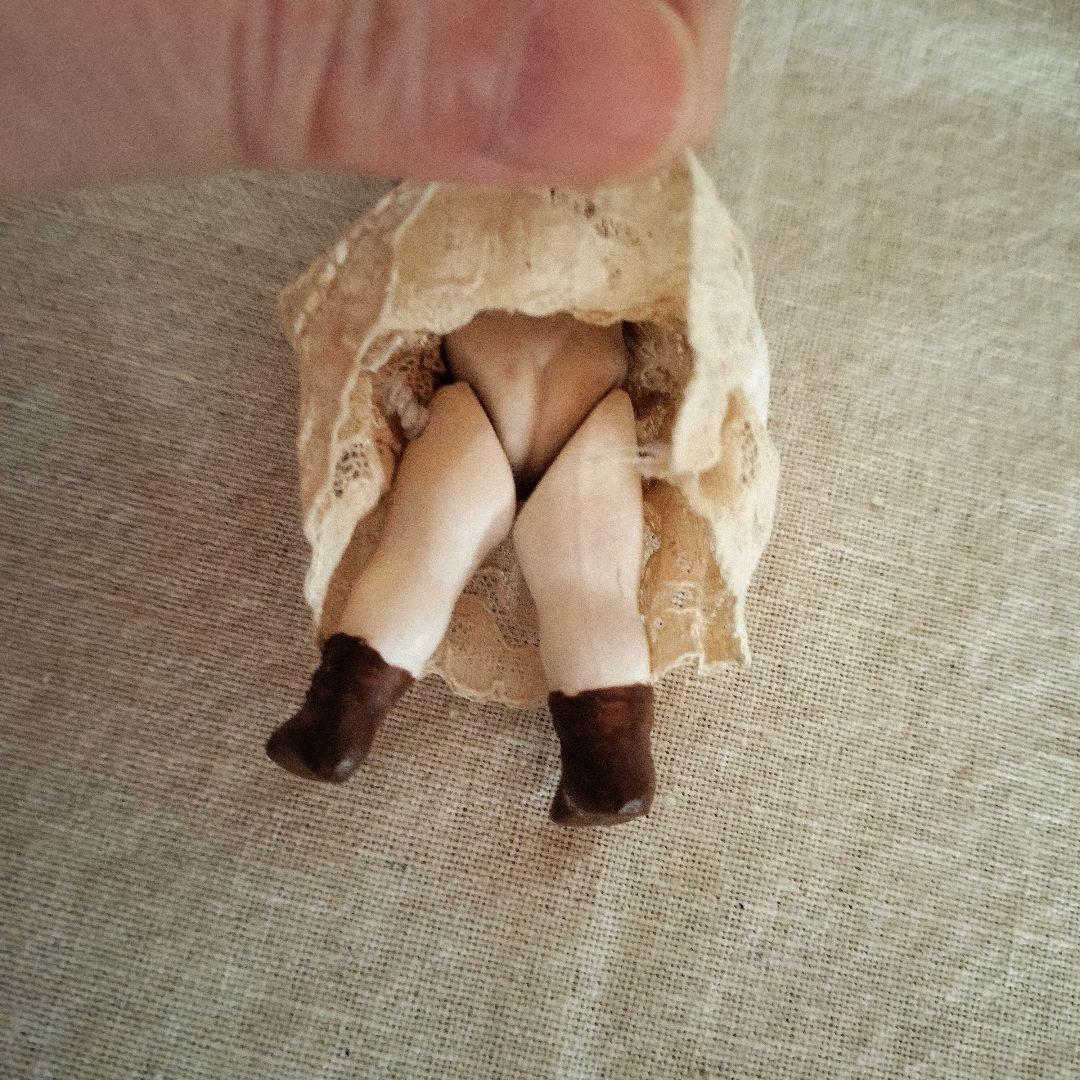 ③アンティーク　ミニョネット　ビスクドール