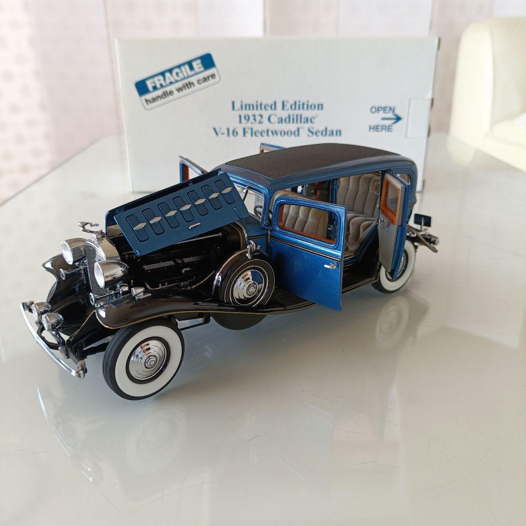 ダンバリーミント製 1932 Cadillac Fleetwood Sedan