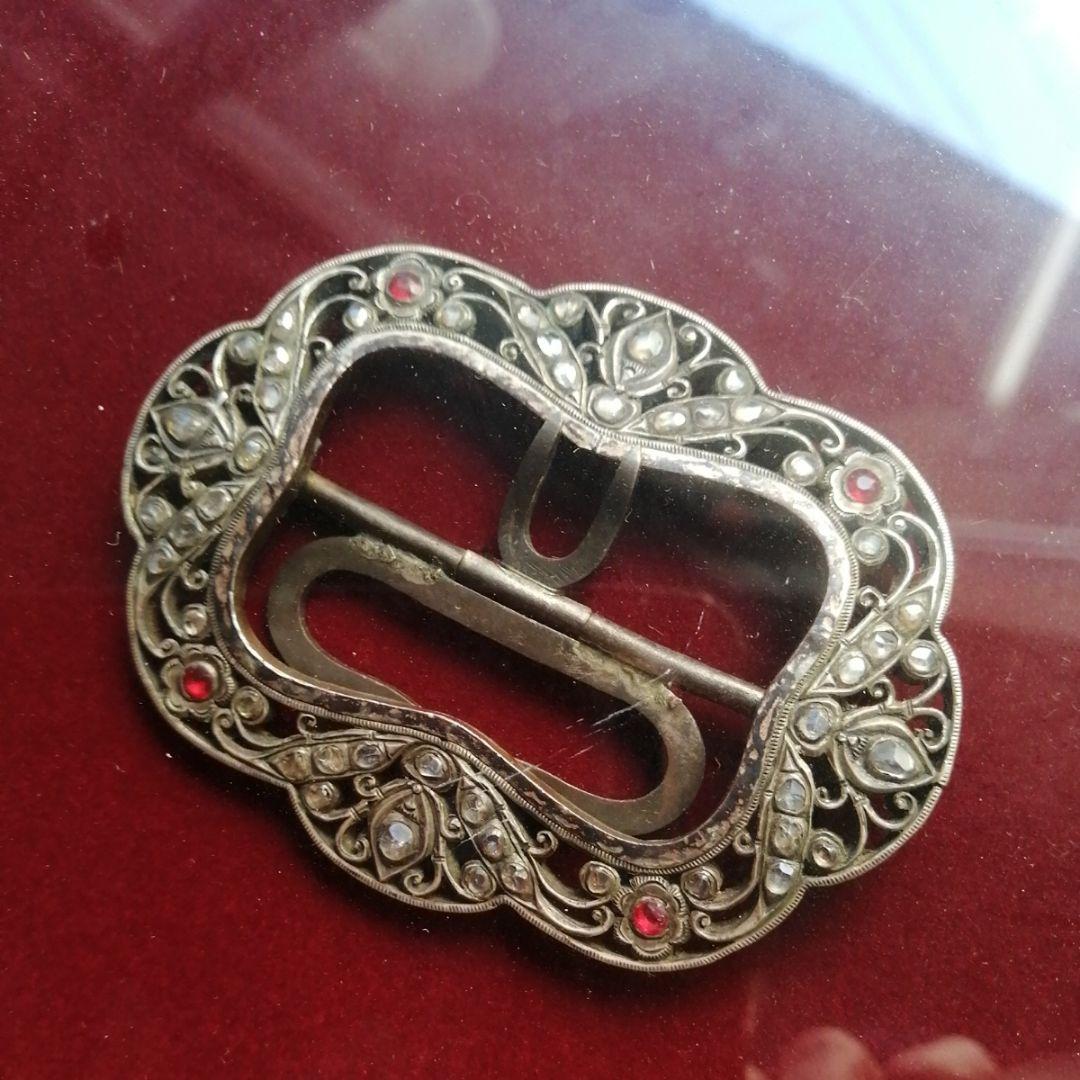 アンティーク　バックル　額装　額縁　壁掛け　オブジェ