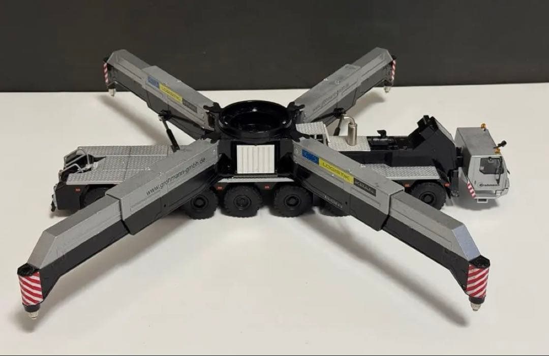 CONRAD リープヘル LG1750 クレーン1/50