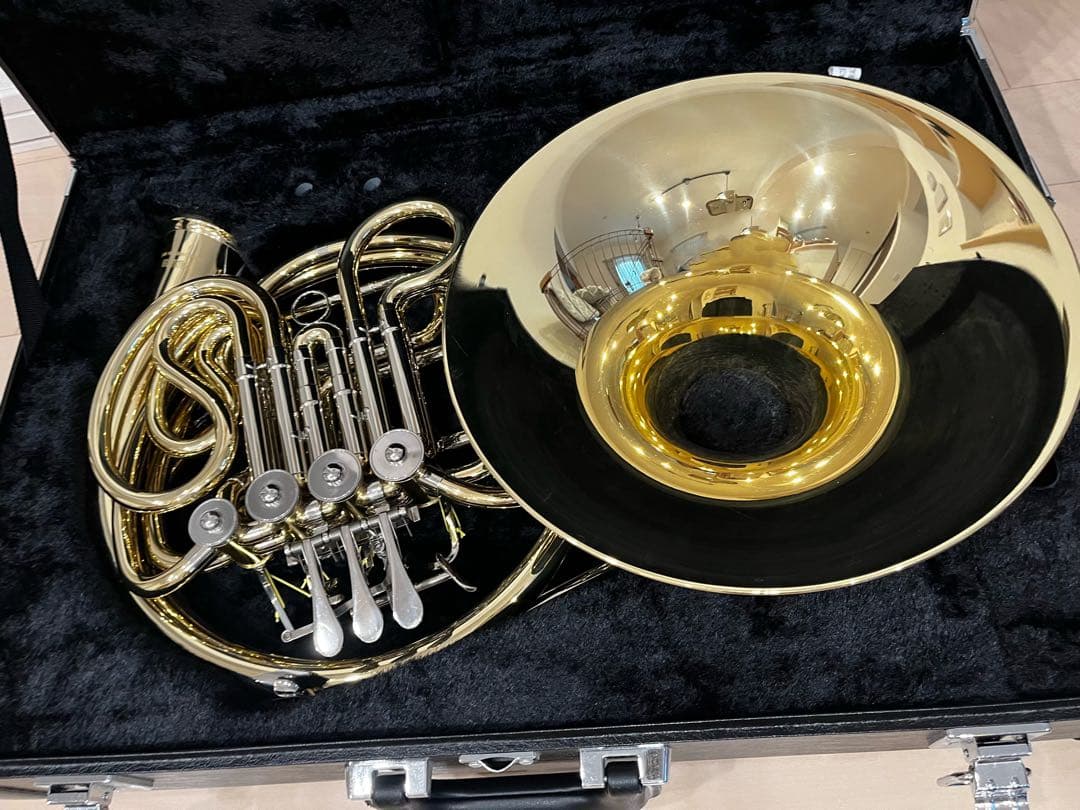 YAMAHA YHR567D フレンチホルン　美品中古　ケース付き