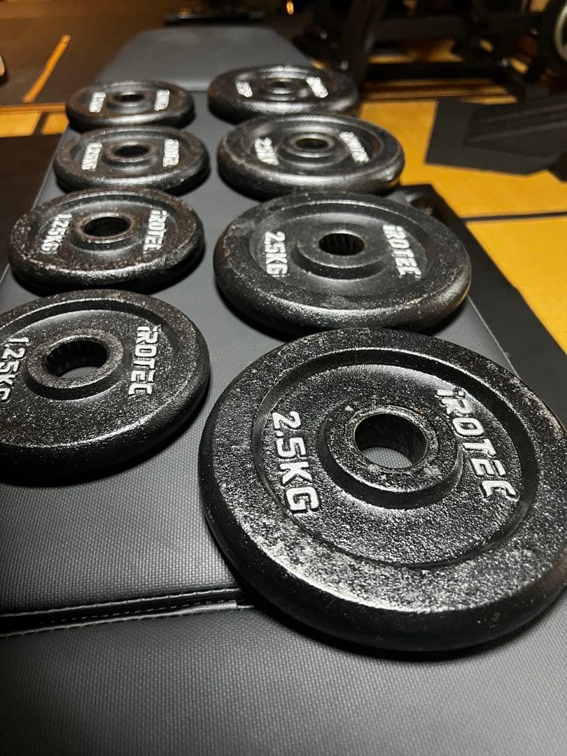 チェストプレス　ダンベル　プレート　大阪引取　 iROTEC