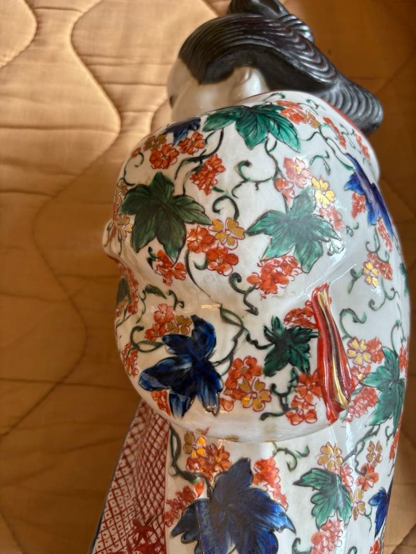 おおきめサイズのお多福　置物