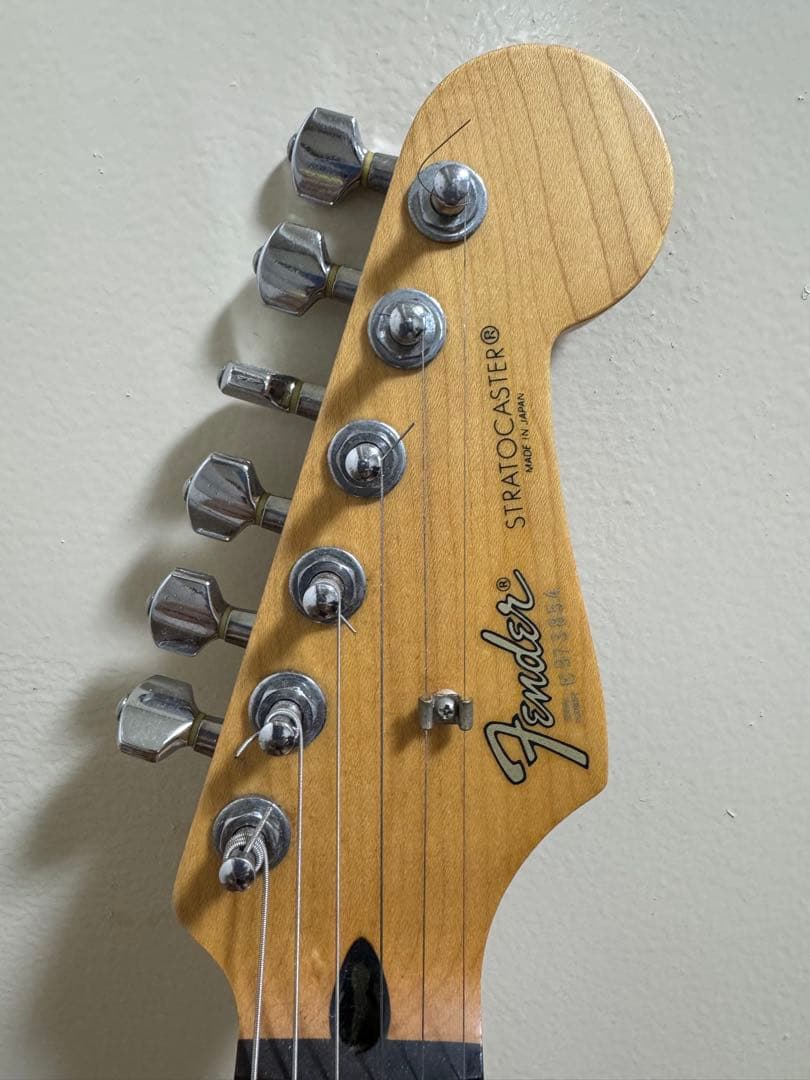 【専用】フェンダージャパン ストラトキャスター Eシリアル