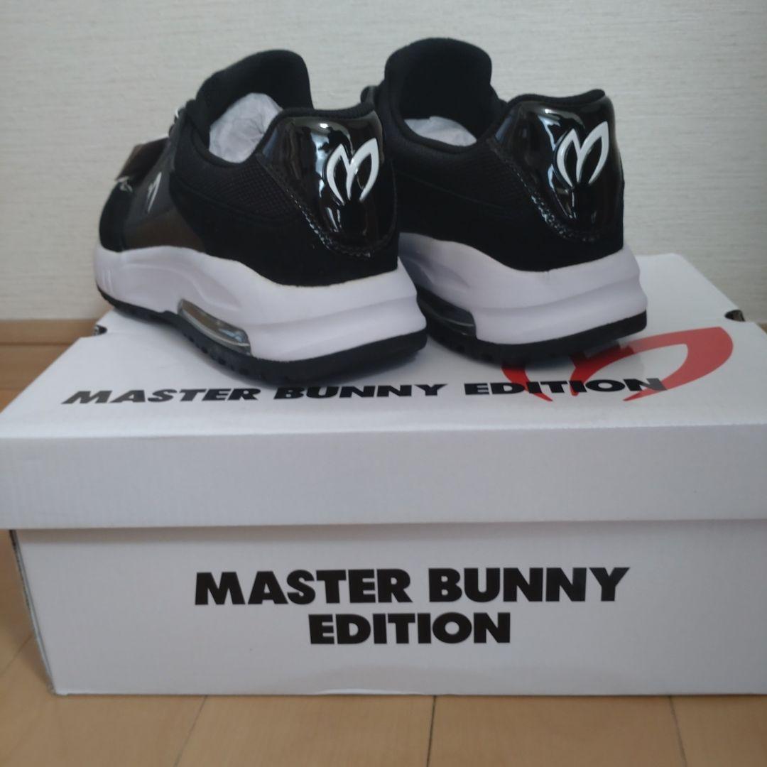 MASTER BUNNY EDITION スポーツシューズ