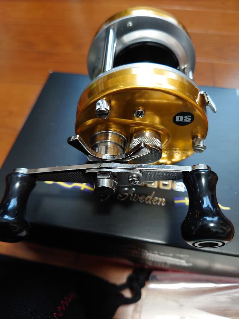 ABU✕ディスプライト✕福田アンバサダー5501CS ROCKETライブゴールド