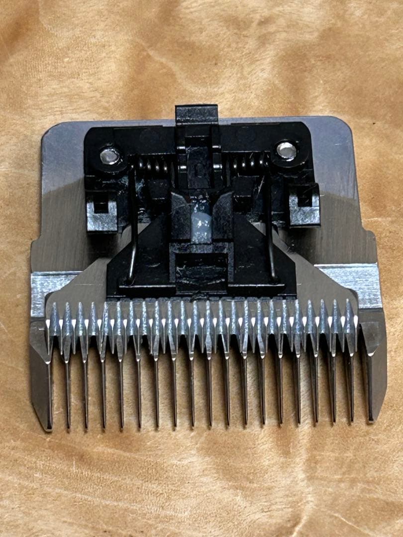 ☆SUPREME(サプリーム) ペット用バリカン。