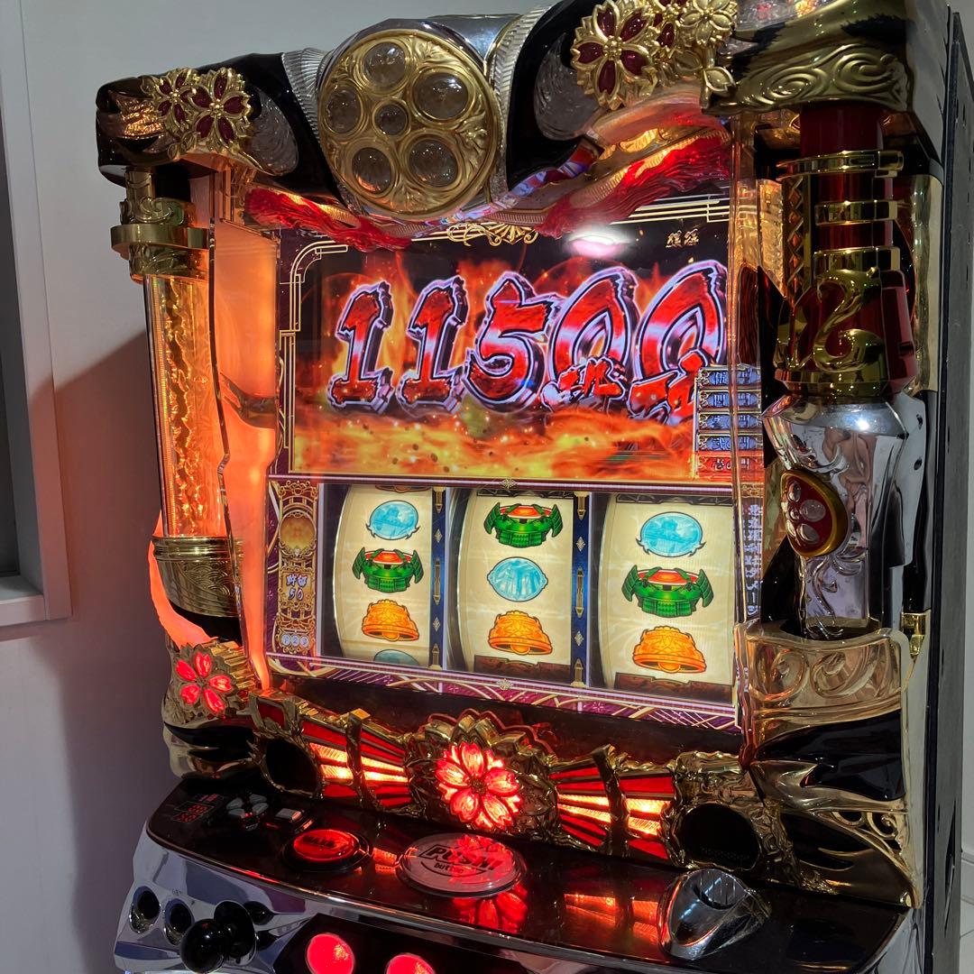 送料込み　花の慶次　天を穿つ戦槍　スロット実機　ドア・設定キー　不要機付き