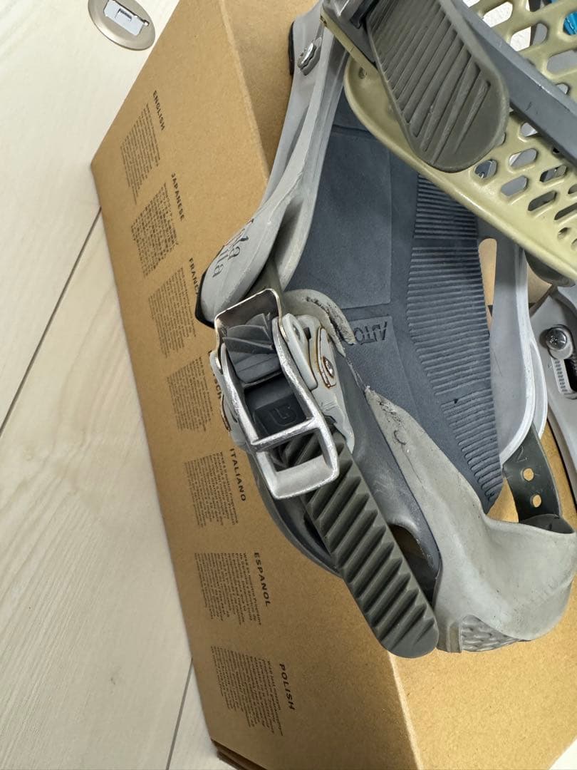 Burton ビンディング　マラビータ　Lサイズ