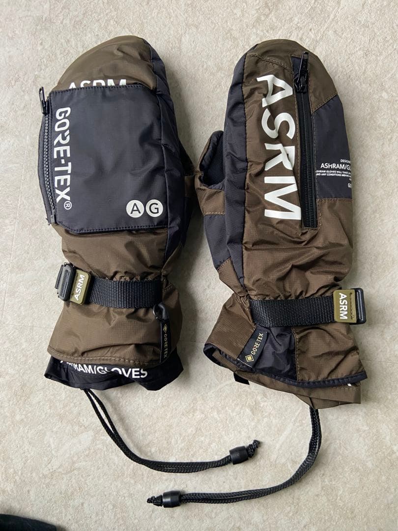 カード入れ付き新品同様 ASHRAMアシュラムGORE-TEX ミトングローブ