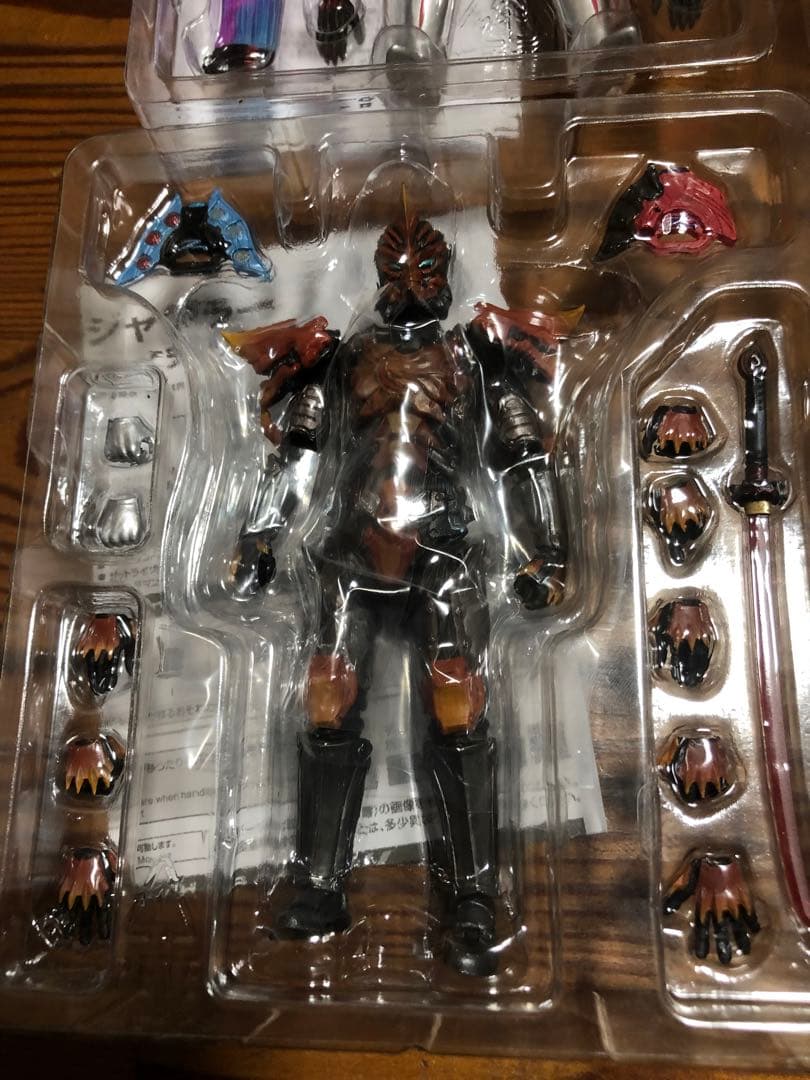 フィギュアーツ ウルトラマンオーブ　ジャグラー