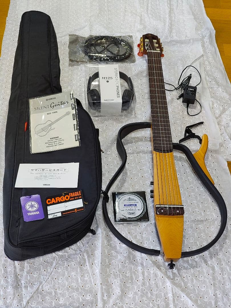 美品ヤマハ サイレントギター 100 S6弦ギター付属品多数