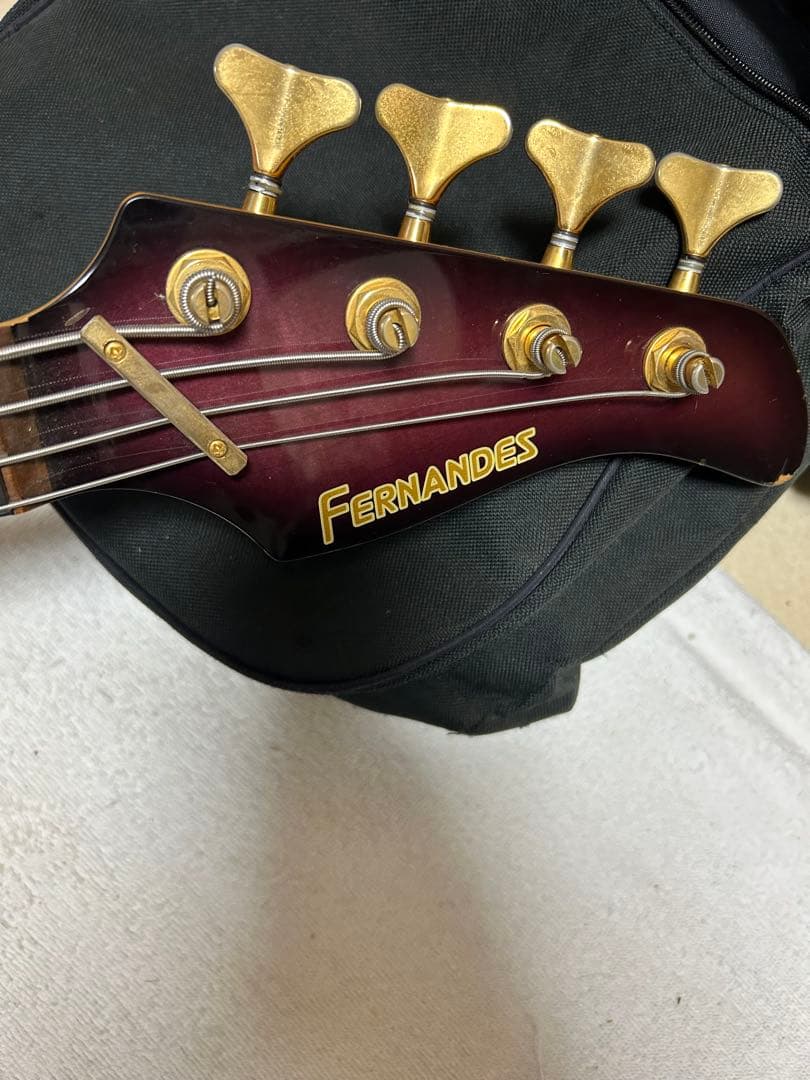 Fernandes エレキベース 紫 4弦